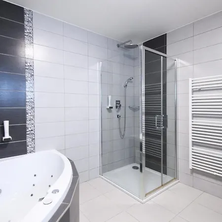 Vinarstvi U Kaplicky Hotell *